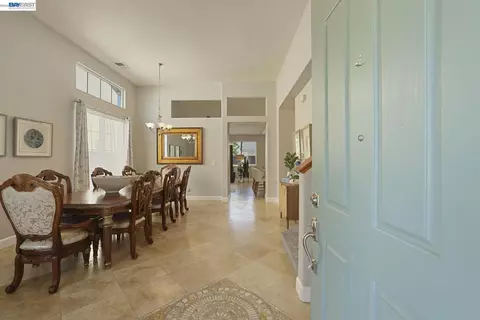 Entry Way - 1762 Ashtree Ct, Tracy, CA 95376 photo 1 of 6