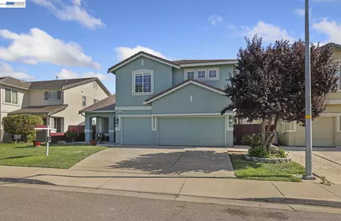 Exterior - 1762 Ashtree Ct, Tracy, CA 95376 photo 3 of 4
