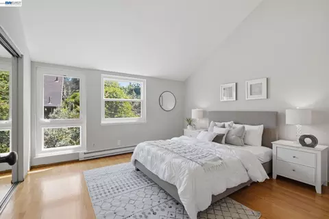 Bedroom - 2603 Benvenue Ave #3, Berkeley, CA 94704 photo 1 of 5