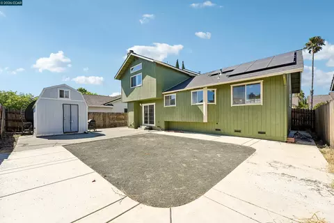Exterior - 1007 Valley Oak Way, Fairfield, CA 94533 photo 5 of 5
