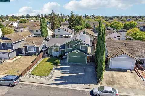 View/Area - 1007 Valley Oak Way, Fairfield, CA 94533 photo 1 of 2