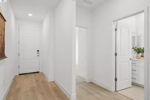 Entry Way - 4308 Mascon Dr, Folsom, CA 95630 photo 2 of 8