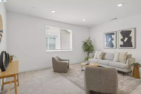 Living - 4308 Mascon Dr, Folsom, CA 95630 photo 4 of 4