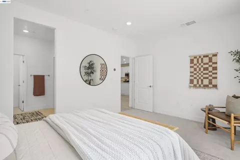 Bedroom - 4308 Mascon Dr, Folsom, CA 95630 photo 4 of 7