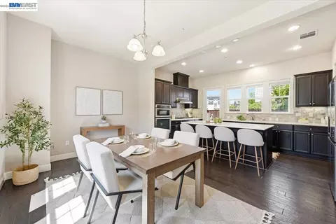 Dining - 4360 Panorama Dr, Dublin, CA 94568 photo 4 of 5