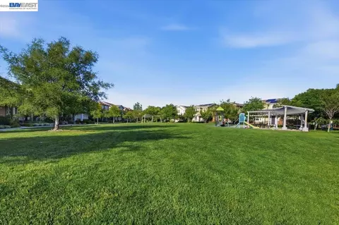 Exterior - 4360 Panorama Dr, Dublin, CA 94568 photo 15 of 17
