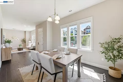 Dining - 4360 Panorama Dr, Dublin, CA 94568 photo 5 of 5