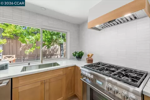 Kitchen - 461 Saint Regis Dr, Danville, CA 94526 photo 3 of 7