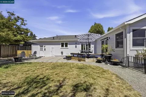 Exterior - 8 Lander Dr, Martinez, CA 94553 photo 19 of 26