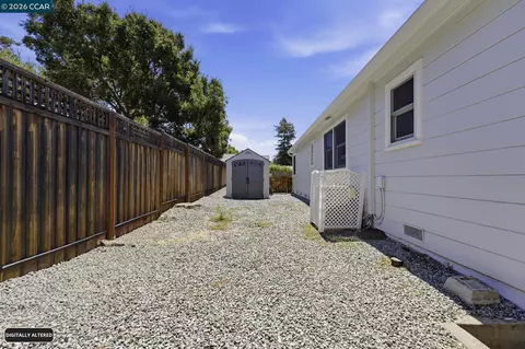 Exterior - 8 Lander Dr, Martinez, CA 94553 photo 24 of 26