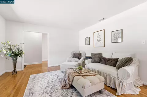 Living - 8 Lander Dr, Martinez, CA 94553 photo 3 of 4