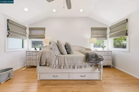Bedroom - 8 Lander Dr, Martinez, CA 94553 photo 3 of 8