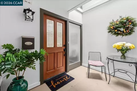 2301 Pine Knoll Dr #6, Walnut Creek, CA 94595