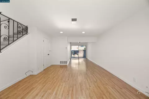 Living - 36 Miramonte Dr, Moraga, CA 94556 photo 4 of 4