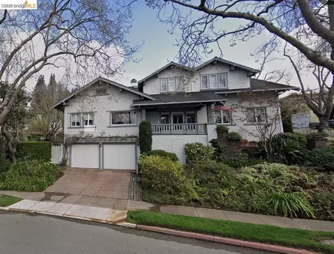67 Lincoln Ave, Piedmont, CA 94611