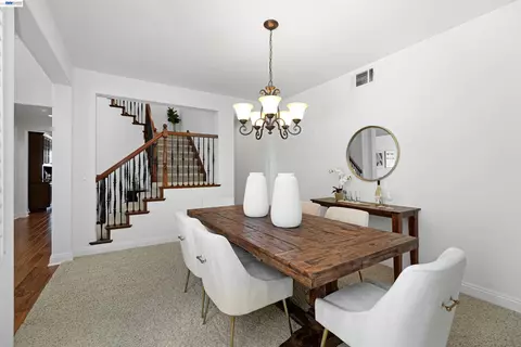 Dining - 227 Olivia Ct, San Ramon, CA 94582 photo 2 of 3
