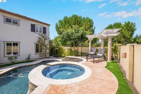 Exterior - 227 Olivia Ct, San Ramon, CA 94582 photo 14 of 20