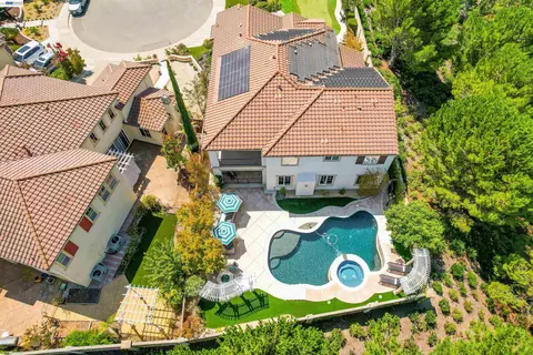 View/Area - 227 Olivia Ct, San Ramon, CA 94582 photo 6 of 10