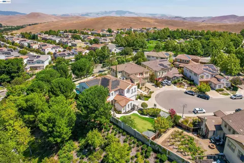 View/Area - 227 Olivia Ct, San Ramon, CA 94582 photo 7 of 10