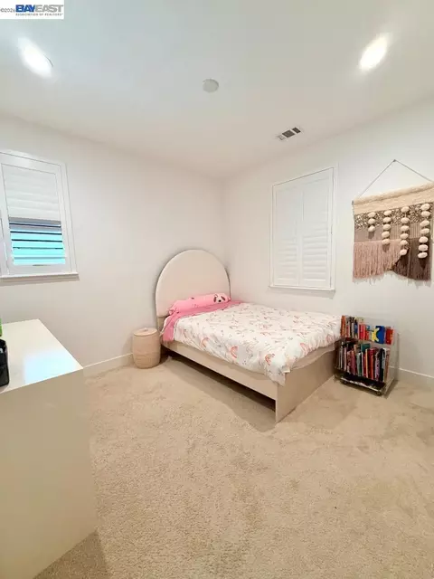 Bedroom - 2181 Donnells Ln, Dublin, CA 94568 photo 3 of 4