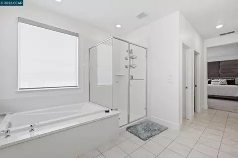 Bath - 461 Ramos Ranch Rd, Oakley, CA 94561 photo 4 of 6