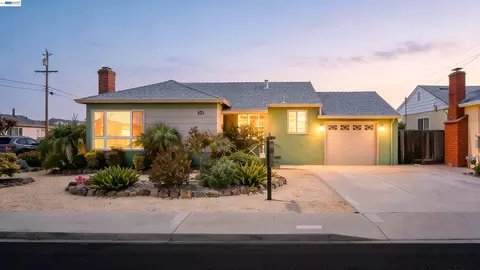 15223 Andover St, San Leandro, CA 94579