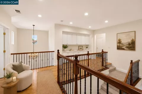 Entry Way - 5210 S Montecito Dr, Concord, CA 94521 photo 14 of 15