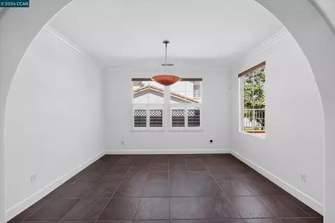 Living - 5210 S Montecito Dr, Concord, CA 94521 photo 2 of 11