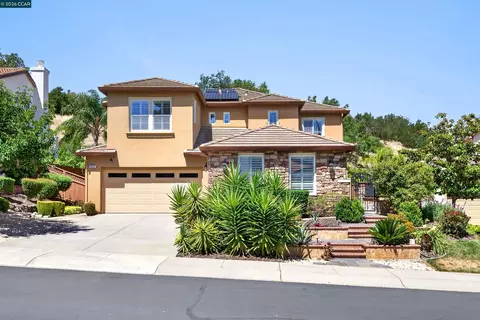 Exterior - 5210 S Montecito Dr, Concord, CA 94521 photo 2 of 12