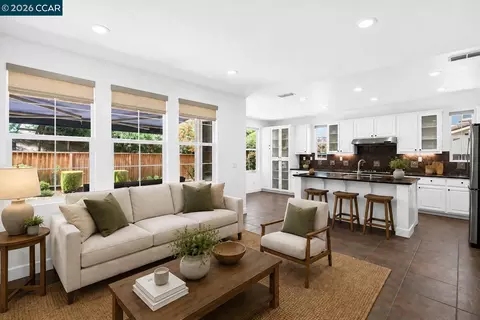 Living - 5210 S Montecito Dr, Concord, CA 94521 photo 7 of 11