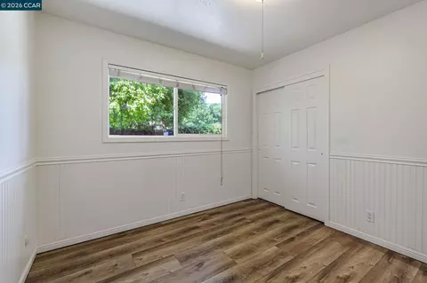 Bedroom - Gilbert Ct, Martinez, CA 94553 photo 5 of 8