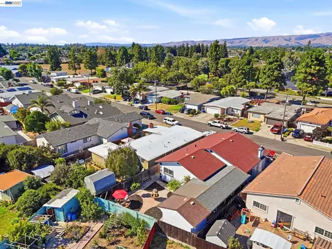View/Area - 36751 Bishop St, Newark, CA 94560 photo 6 of 14