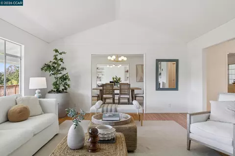 Living - 92 Sullivan Dr, Moraga, CA 94556 photo 5 of 7
