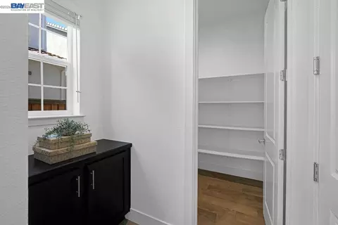 Entry Way - 39481 Squirrel Rd, Newark, CA 94560 photo 6 of 11