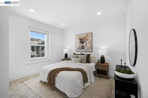 Bedroom - 39481 Squirrel Rd, Newark, CA 94560 photo 3 of 7