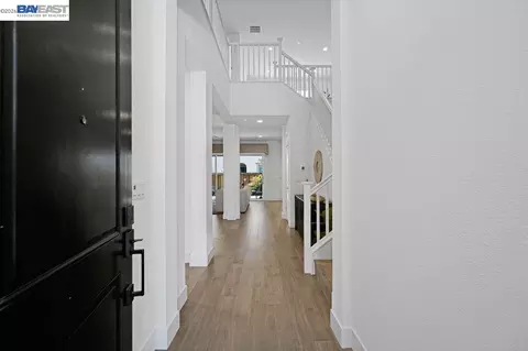 Entry Way - 39481 Squirrel Rd, Newark, CA 94560 photo 1 of 11