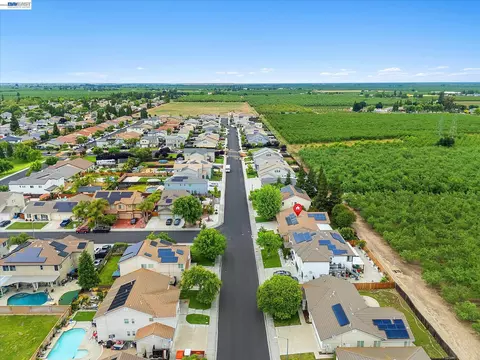 View/Area - 744 Vasconcellos Ave, Manteca, CA 95336 photo 3 of 8