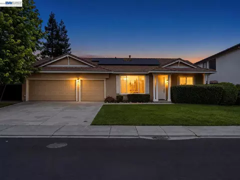 Exterior - 744 Vasconcellos Ave, Manteca, CA 95336 photo 2 of 8