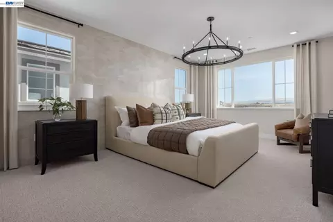 Bedroom - 314 E Cyldesdale Ct, Mountain House, CA 95391 photo 5 of 6