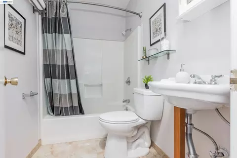 Bath - 1312 4th St, Berkeley, CA 94710 photo 1 of 1