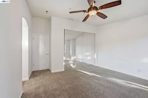 Bedroom - 2215 Morningside Ct, Tracy, CA 95376 photo 3 of 7