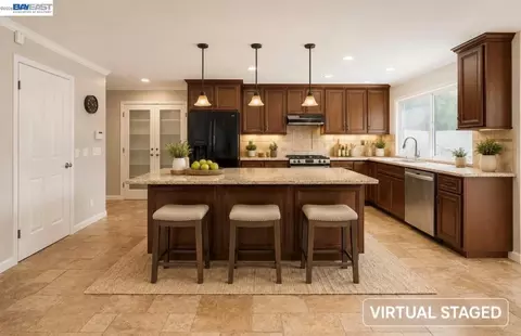 Kitchen - 6620 Thames Dr, Gilroy, CA 95020 photo 5 of 5