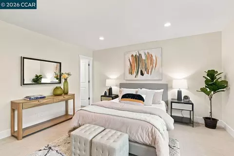 Bedroom - 202 Miramonte Dr, Moraga, CA 94556 photo 2 of 3