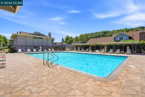 Exterior - 202 Miramonte Dr, Moraga, CA 94556 photo 5 of 5