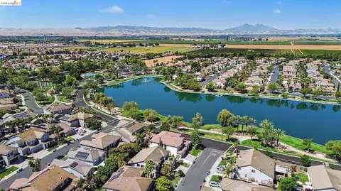 View/Area - 3551 Keystone Loop, Discovery Bay, CA 94505 photo 3 of 3
