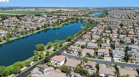 View/Area - 3551 Keystone Loop, Discovery Bay, CA 94505 photo 2 of 3