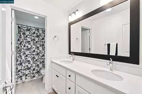 Bath - 145 Willowrun Way, Oakley, CA 94561 photo 1 of 4