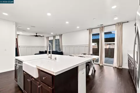 Kitchen - 145 Willowrun Way, Oakley, CA 94561 photo 2 of 2