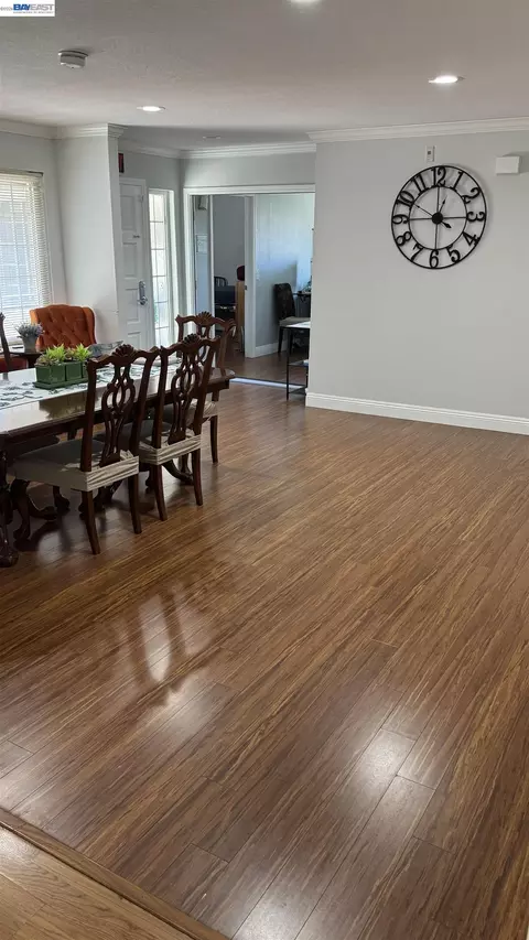 Dining - 8206 Rhoda Ave, Dublin, CA 94568 photo 1 of 2