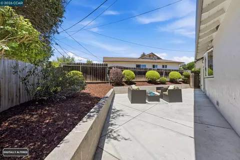 Exterior - 3307 Ahern Ct, Richmond, CA 94803 photo 5 of 10
